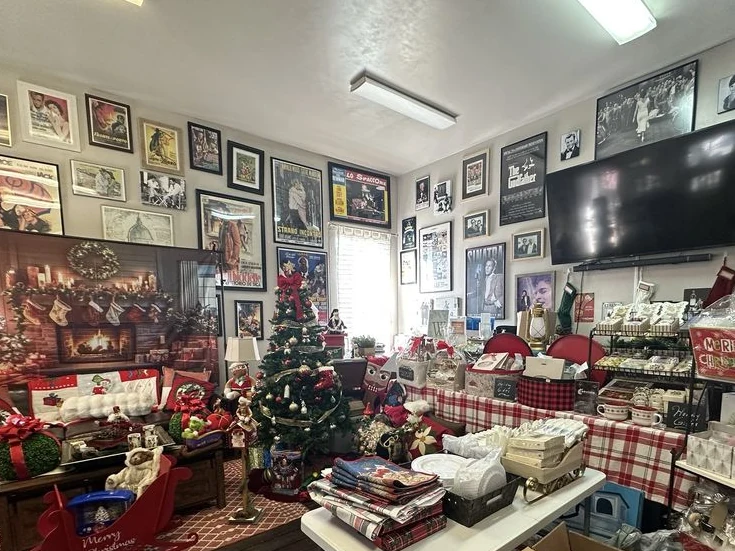 AMICIBAR San Diego Inside